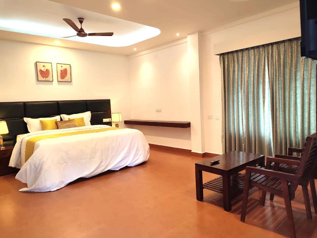 Ferienwohnung Tea & Sky Munnar Exterior foto